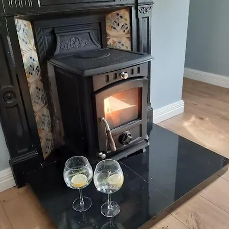 Clonbur House - One Bedroom * Голуэй