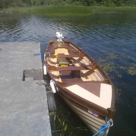 Clonbur House - One Bedroom Апартаменты Голуэй