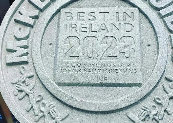 Clonbur House - One Bedroom Apartment *