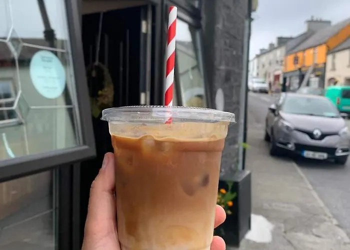 Clonbur House - One Bedroom Apartment *