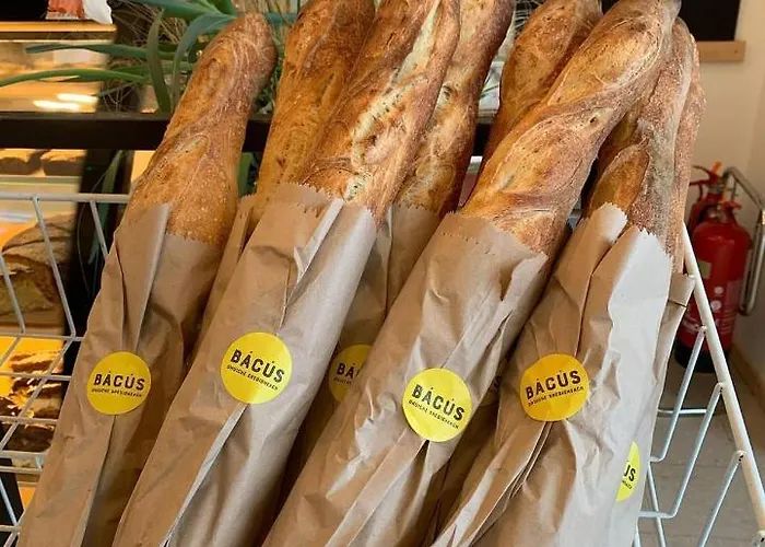 Clonbur House - One Bedroom Apartment *