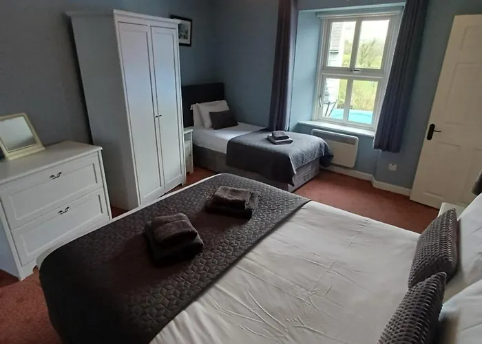 Clonbur House - One Bedroom Galway